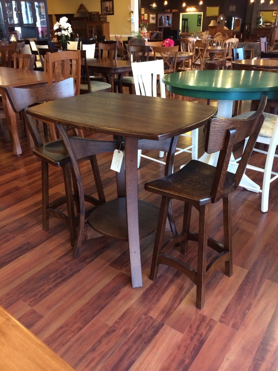 Family Dining Collection